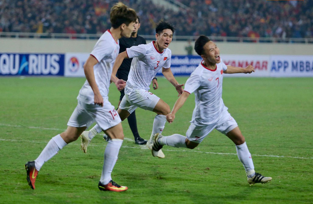 Các ĐT U23 ĐNÁ sau lượt 2 vòng loại châu Á: Việt Nam, Malaysia thắng chật vật