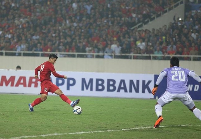 Ảnh bài viết '1 pha dứt điểm chân trái rất quyết đoán và chuẩn mực'