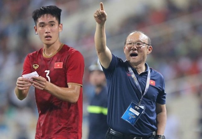 'Cậu ấy đã hoàn toàn khóa chặt Supachai'