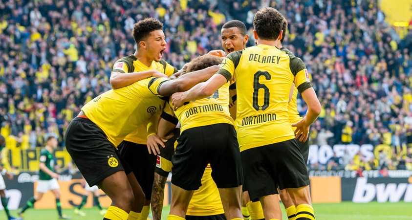 Từ năm 1981 mới có một Dortmund đáng sợ đến thế này