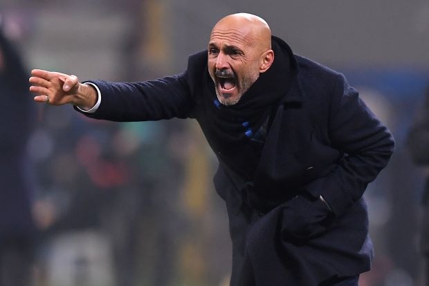 Ảnh bài viết Luciano Spalletti: Thật xấu hổ khi "thương lượng" với Icardi