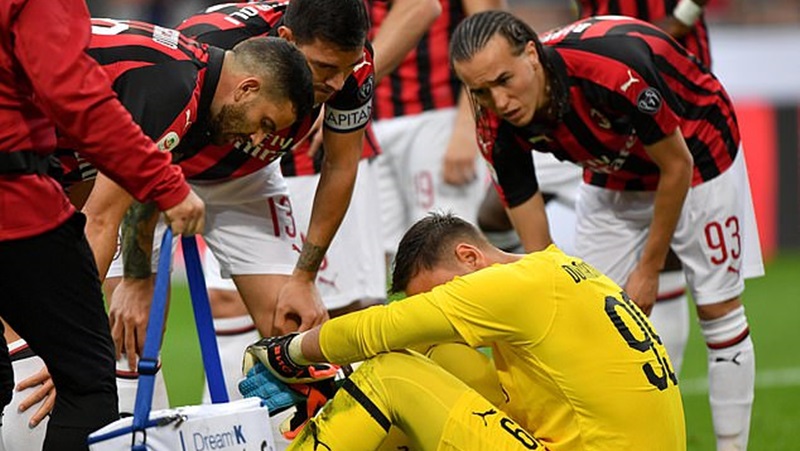 Ảnh bài viết Tiết lộ: AC Milan mất 2 “sao bự” trước thềm đại chiến với Juventus