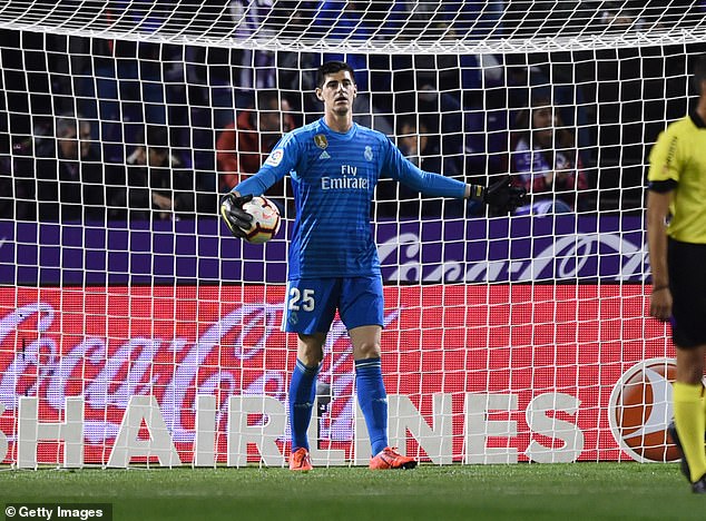 Vì con trai, Zidane sẽ bán rẻ Courtois?