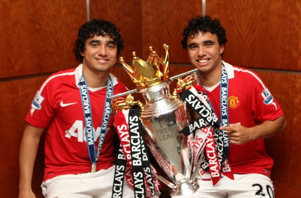 10 cặp anh em nổi tiếng còn đang thi đấu: Đôi cánh 'mộng ảo' Man Utd