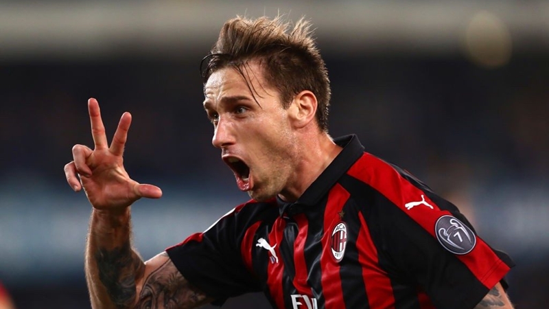 Bạn thân của Messi muốn kết thúc sự nghiệp tại AC Milan