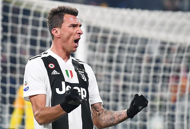 Mario Mandzukic gia hạn với Juventus: Vì ta cần có nhau