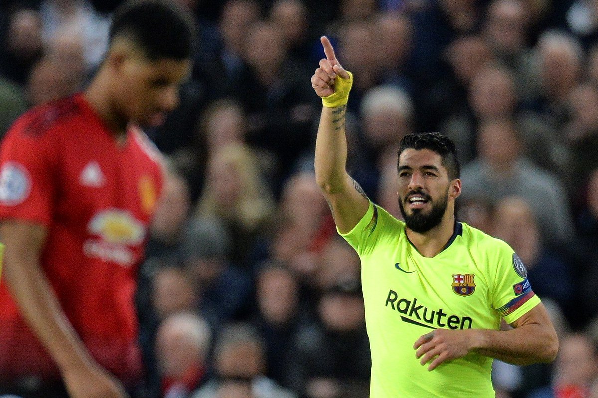 Ảnh bài viết Hạ M.U, Suarez và Coutinho cười tươi rói bên cạnh 'cựu thù' Quỷ Đỏ