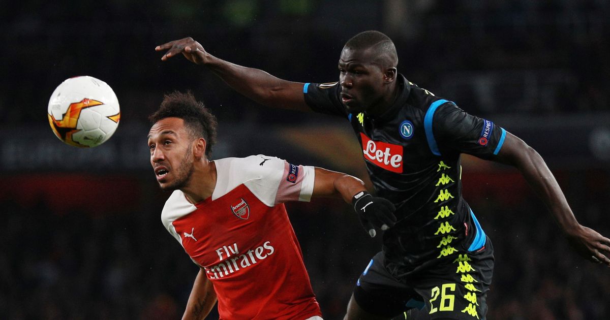 Arsenal đã biến Koulibaly "100 triệu" thành gã hề như thế nào?