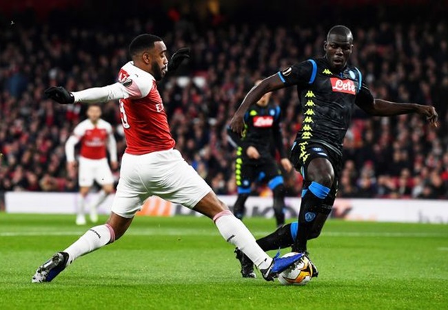 Fan MU: Cậu ta đá tệ trước Arsenal, không có giá 100 triệu bảng!