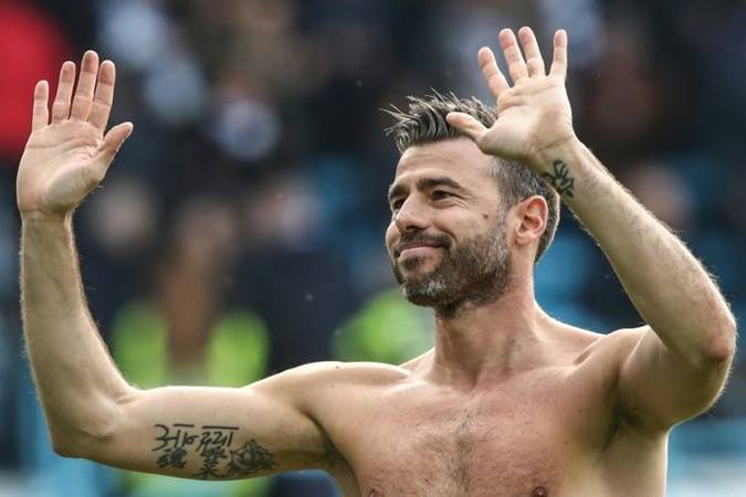 CHÍNH THỨC: "Cây đại thụ" nơi hàng thủ Juventus tuyên bố giải nghệ