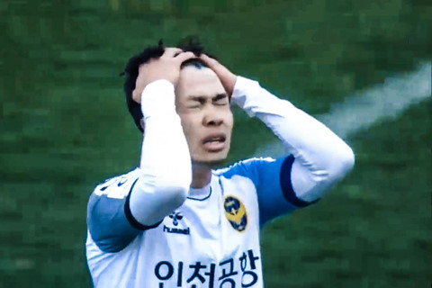 HLV Incheon: 'Không cầu thủ nào có khả năng ghi bàn'