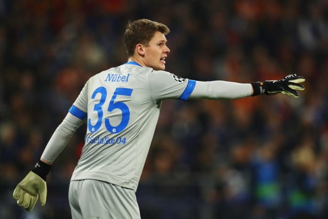 Bayern lên kế hoạch tìm người thay thế Neuer trong khung gỗ