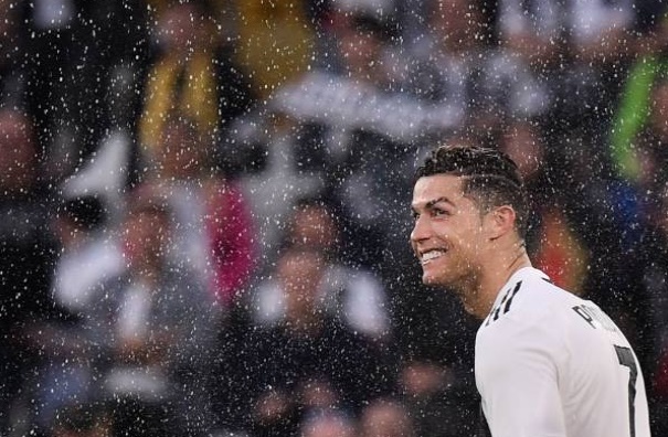 5 điểm nhấn Juventus 2-1 Fiorentina: Ronaldo và Bianconeri thành 'độc nhất vô nhị'