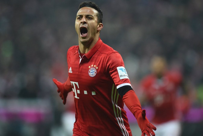 "Trái tim" tuyến giữa Bayern cán cột mốc khủng tại Bundesliga