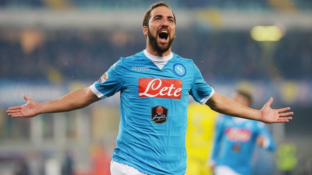 Gonzalo Higuain và sự xui xẻo của một tiền đạo sống chung với áp lực (P2)