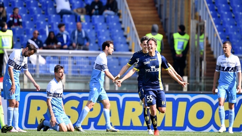 Khoảnh khắc Serie A: Ngày “lừa bay” thu phục “đại bàng”