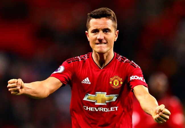 Quá sốt ruột, Man Utd 'chốt hạ' phương án thay Herrera