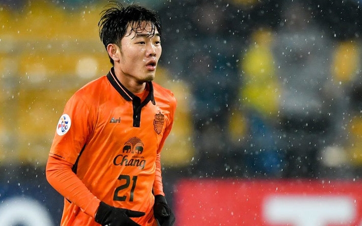 CĐV Buriram kêu gọi đưa Xuân Trường đá chính
