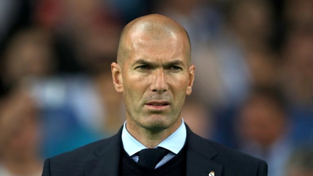 Ảnh bài viết HLV Zidane: "Rõ ràng có một lý do đứng đằng sau vị trí này"