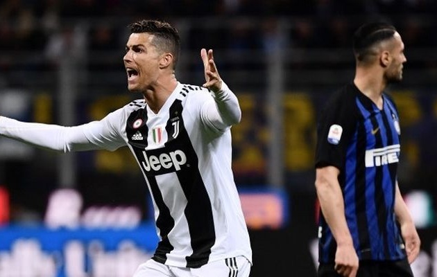 Massimiliano Allegri: "Cristiano Ronaldo đã nổi điên sau hiệp một"