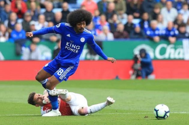 5 điểm nhấn Leicester 3-0 Arsenal: Thẻ đỏ khiến Emery bất lực, "Kante trắng" bị hủy diệt bởi đối thủ 21 tuổi