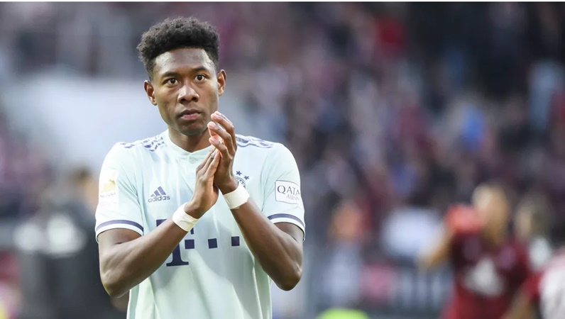 Bayern sảy chân đáng tiếc, siêu hậu vệ vẫn lên tiếng nói cứng 