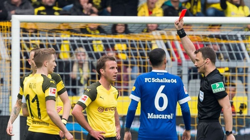 CHÍNH THỨC: "Tội đồ" của Dortmund bị treo giò 2 trận ở Bundesliga