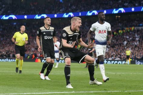 Vắng Son Heung-min, Tottenham "phơi áo" ngay trên sân nhà trước Ajax