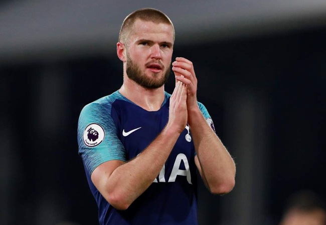 Mua sao Tottenham, Man Utd đang 'ném tiền qua cửa sổ'?