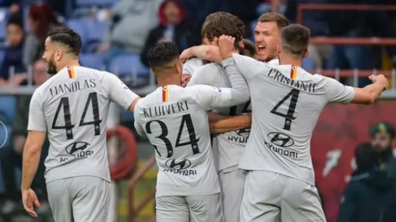 15 phút cuối sôi động, AS Roma gặp khó trong cuộc đua tốp 4