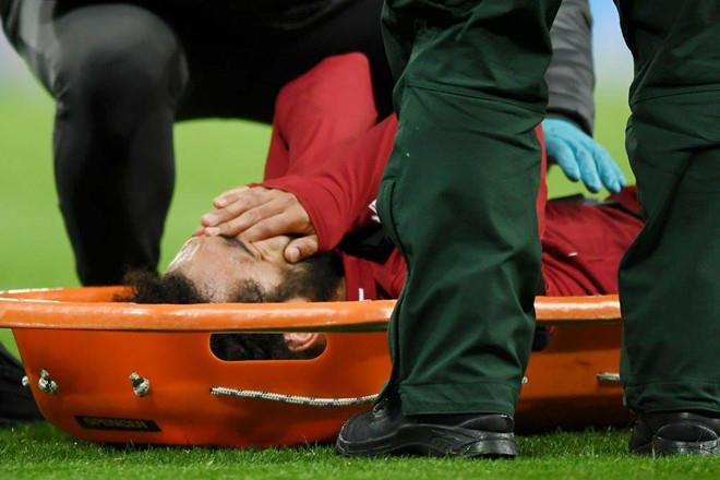 Liverpool có thể mất Salah ở trận gặp Barca