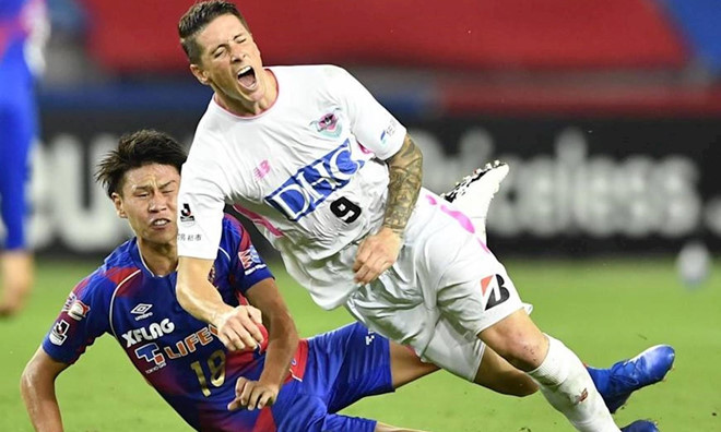 Ảnh bài viết Torres bị tố lười nhác và mắc bệnh ngôi sao ở Nhật Bản