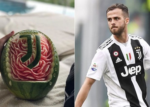 Ảnh bài viết Nhạc trưởng Juventus phản ứng ra sao trước tin đồn chuyển nhượng?