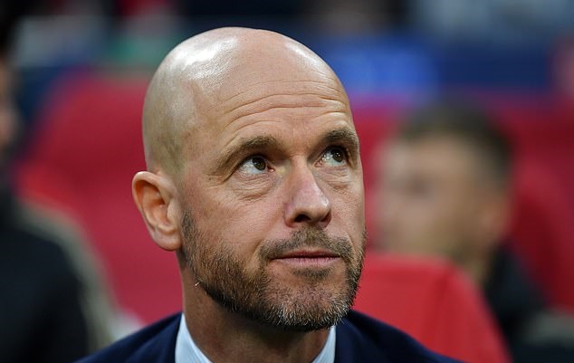 Thua Tottenham, Mourinho nói lời 'phũ phàng' về HLV Ajax