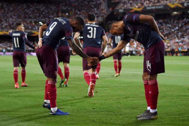 5 điểm nhấn Valencia 2-4 Arsenal: Aubameyang đi vào lịch sử, Emery và cái duyên kì lạ với Europa League
