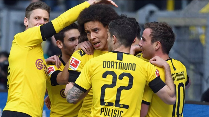"Lá phổi" tuyến giữa Dortmund khẳng định: "Bundesliga thực sự điên rồ"