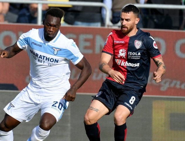 Nghẹt thở vượt qua Cagliari, Lazio tiến gần đến vé dự Europa League
