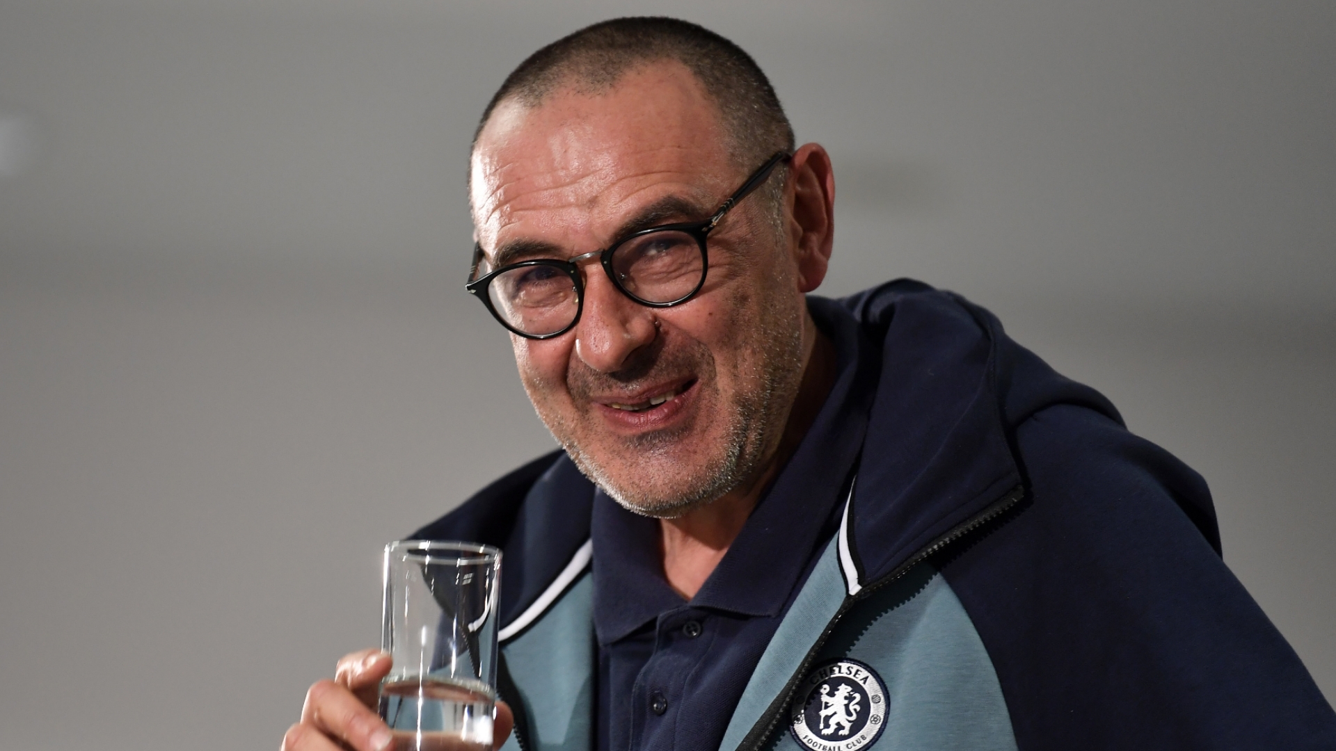 "Tôi ủng hộ Chelsea giành chức vô địch Europa League"
