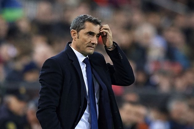 Ảnh bài viết BLĐ Barca ra quyết định, Valverde chờ ngày lên "đoạn đầu đài"