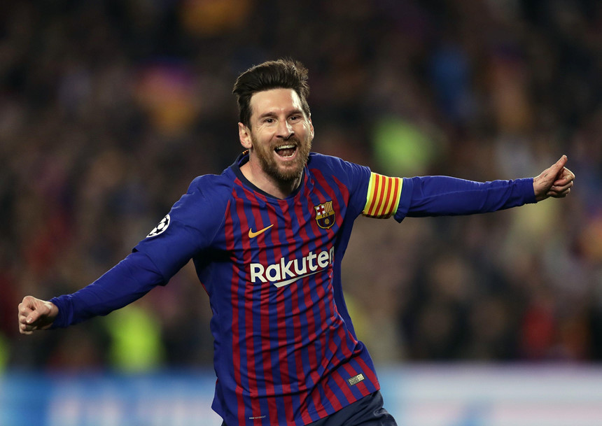 Ronaldo đứng sau Messi ở top cầu thủ vĩ đại 25 năm qua