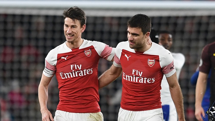 Góc Arsenal: Cần lắm "cách mạng" hàng thủ của Emery