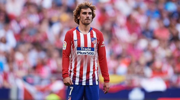 Ảnh bài viết Bị đồng đội tương lai "chối bỏ", Griezmann rẽ hướng lên đường đến M.U