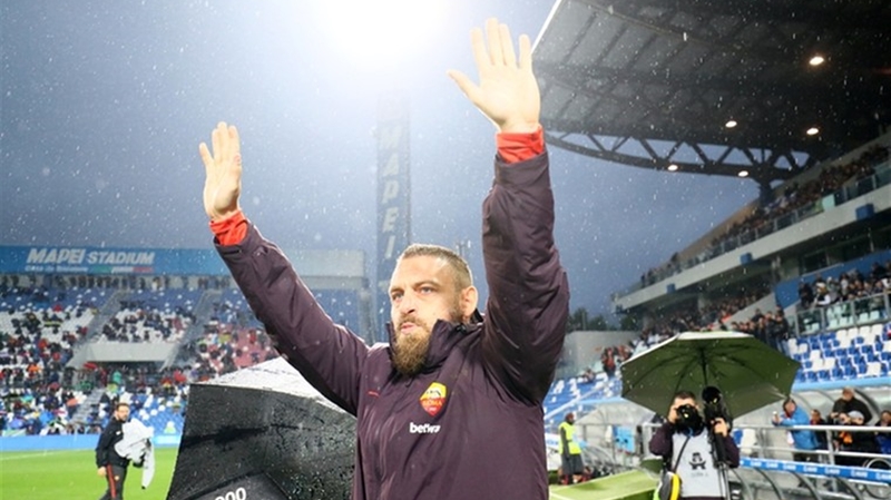 Khoảnh khắc Serie A: De Rossi, Hoàng đế vĩnh cửu!