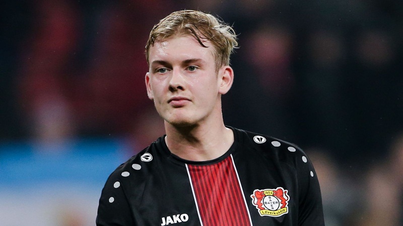 Gần như ngã ngũ, Dortmund trên đường sở hữu thần đồng bóng đá Đức