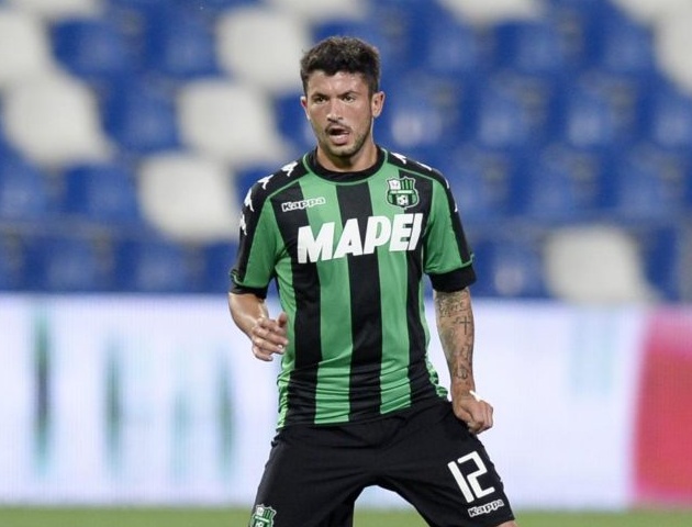 XONG! Sensi tìm mua nhà ở Milano, sắp gia nhập Rossoneri