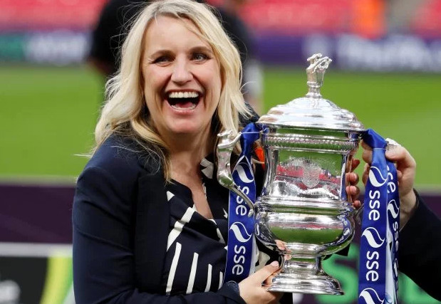 Chelsea chơi lớn, thay thế Sarri bằng HLV nữ