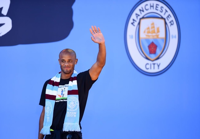 Quá nhanh! Vừa rời Man City, Kompany đã âm mưu 'hút máu' CLB cũ