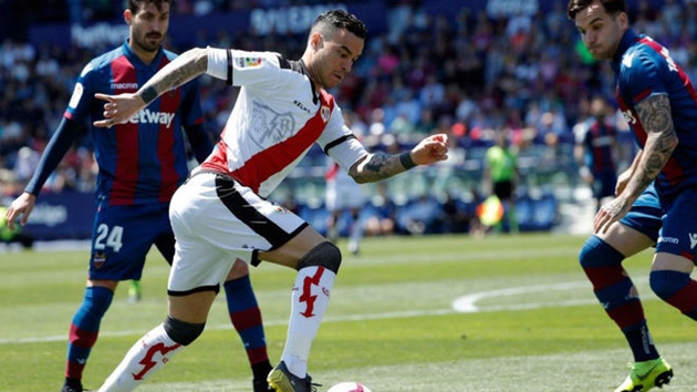 Chèn ép Rayo, Real mang "sát thủ" của lò Castilla trở về