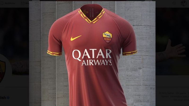 Ảnh bài viết Lộ diện trang phục của AS Roma trong mùa giải 2019 – 2020