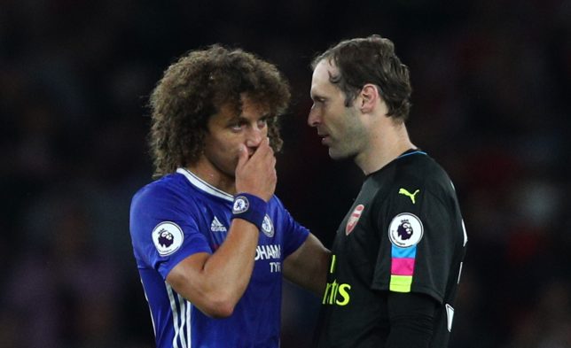 "Tổ lái ngoạn mục", David Luiz nói điều gây sốc tới Petr Cech